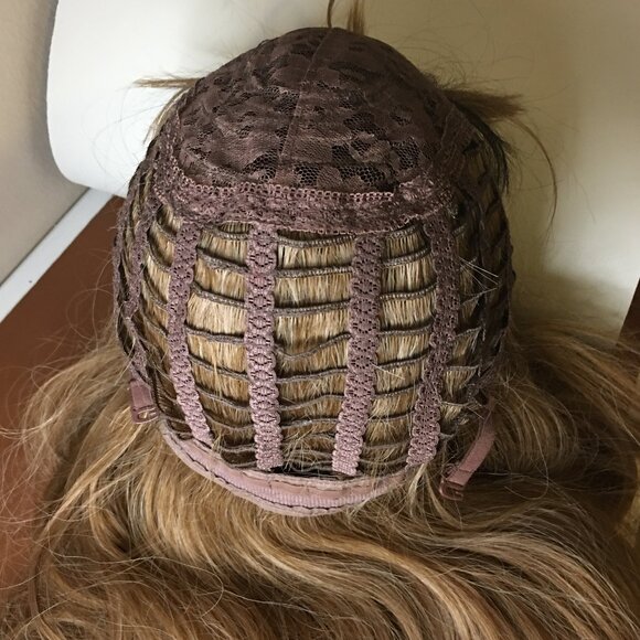 24" Layered with bangs Wheat-Colored Wig - Picture 9 of 11